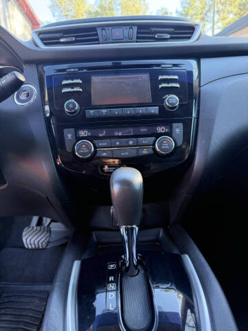 2015 Nissan Rogue SV