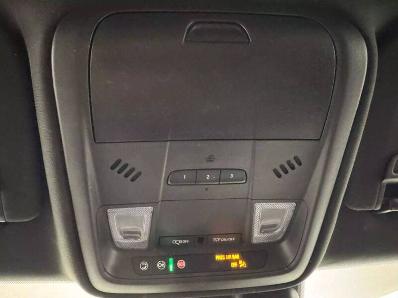 2021 Cadillac XT4 Premium Luxury