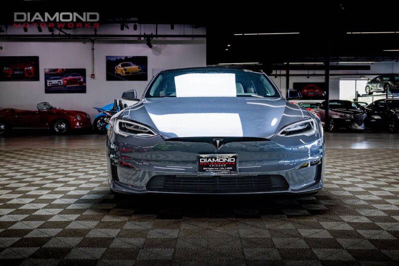 2022 Tesla Model S Plaid
