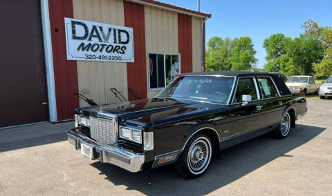 1987 Lincoln Town Car for sale at DAVID MOTORS LLC in Grey Eagle MN