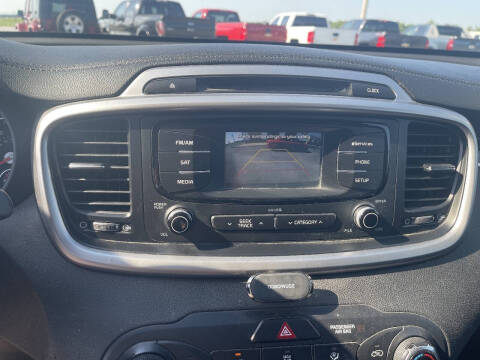 2016 Kia Sorento LX