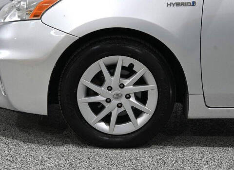 2013 Toyota Prius v Three