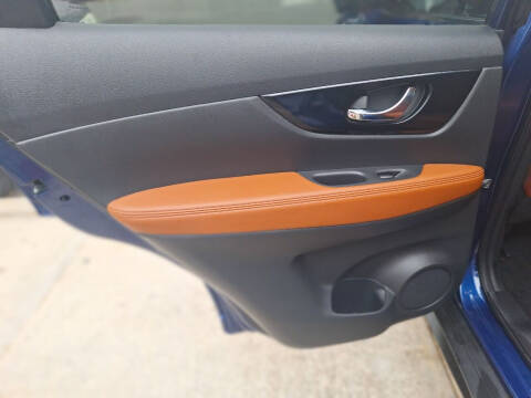 2017 Nissan Rogue SL