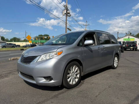 2015 Toyota Sienna LE 7-Passenger