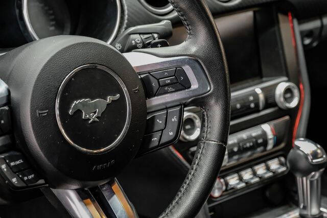 2021 Ford Mustang EcoBoost