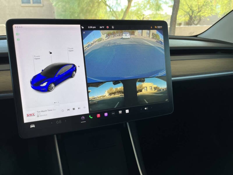 2019 Tesla Model 3 Base photo 14