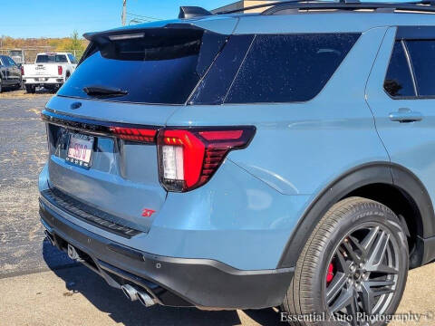 2025 Ford Explorer ST