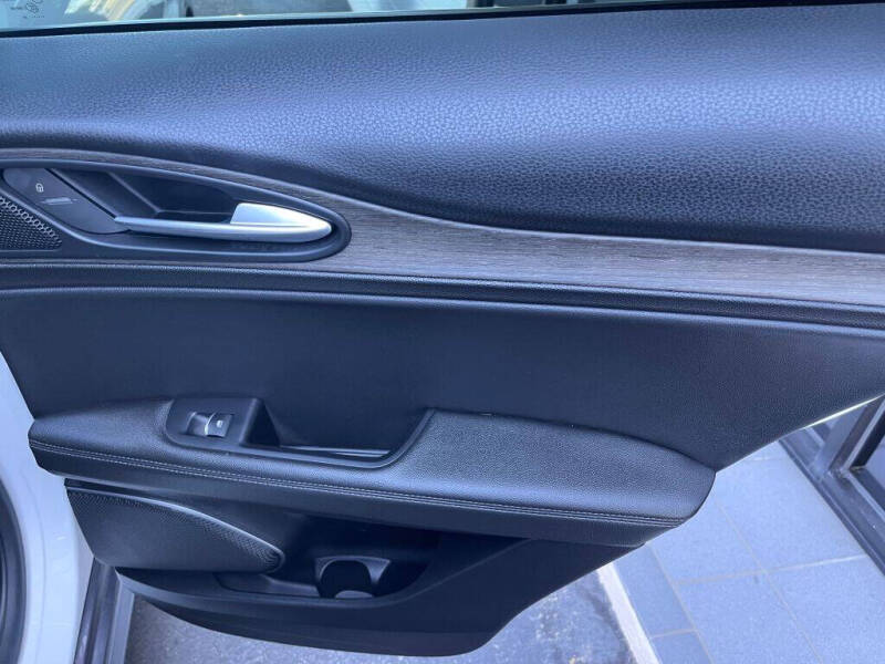 2022 Alfa Romeo Stelvio Ti