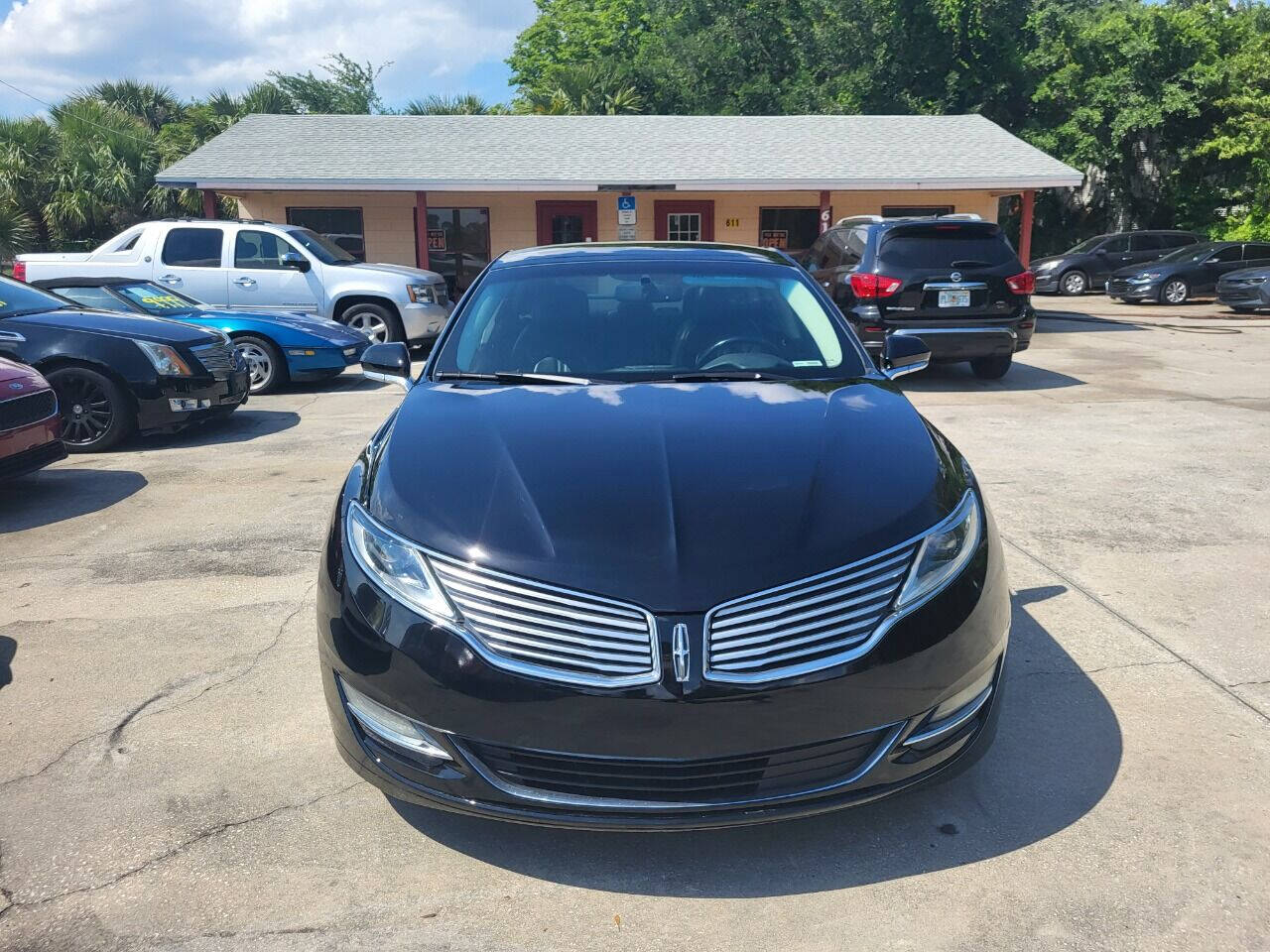 2016 Lincoln MKZ for sale at FAMILY AUTO BROKERS in Longwood, FL