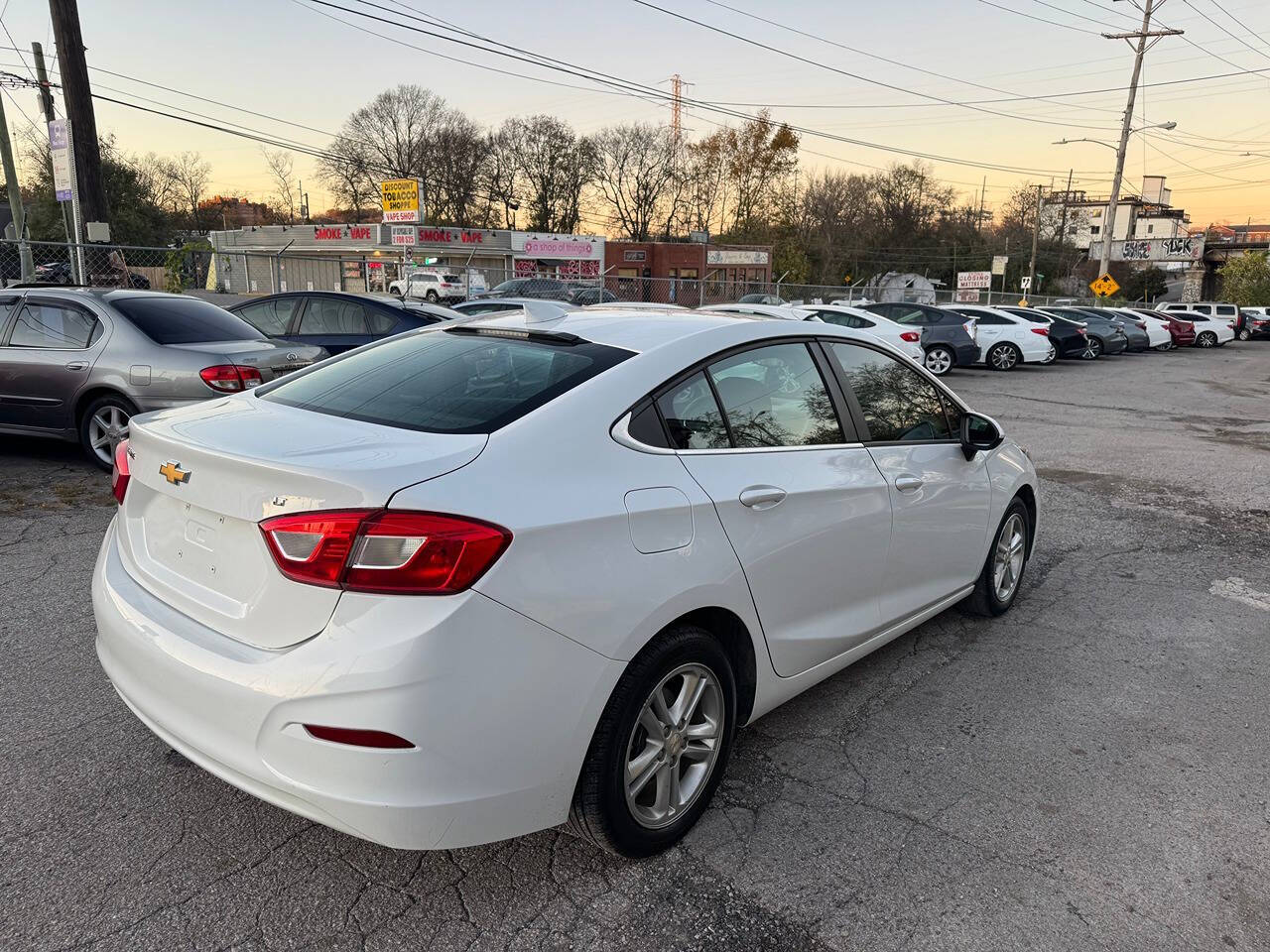 2018 Chevrolet Cruze for sale at Green Ride LLC in NASHVILLE, TN