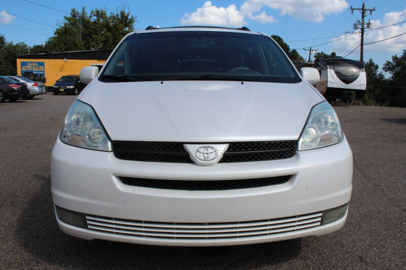 2004 Toyota Sienna for sale at Castillo Auto Sales in Statesville NC