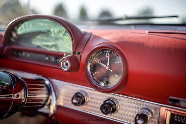 1956 Ford Thunderbird