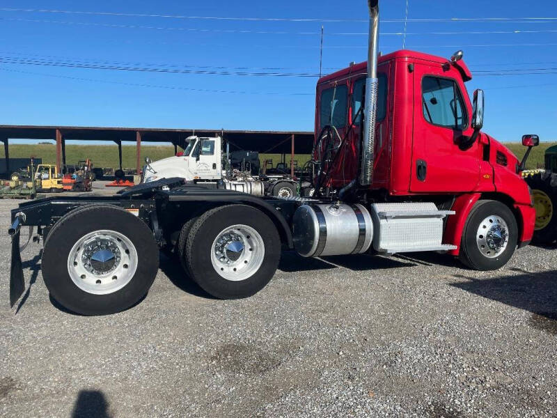2017 Freightliner Cascadia