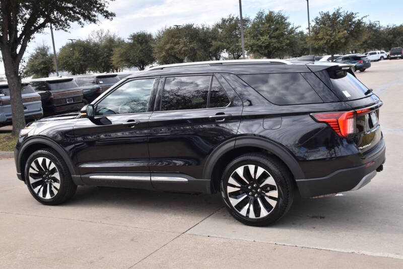 2025 Ford Explorer Platinum