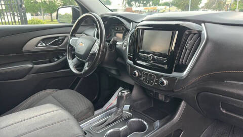 2018 Chevrolet Traverse LT Cloth