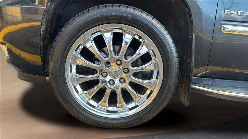 2011 Cadillac Escalade