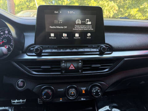 2021 Kia Forte GT Line