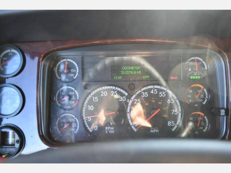 2019 Freightliner 114 SD