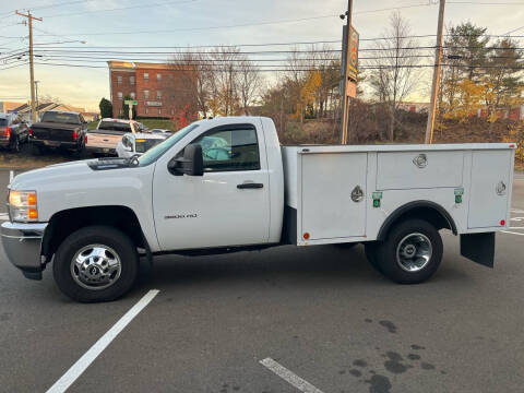 2013 Chevrolet Silverado 3500HD CC for sale at J&E Auto Sales in Branford CT