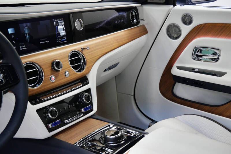 2024 Rolls-Royce Spectre
