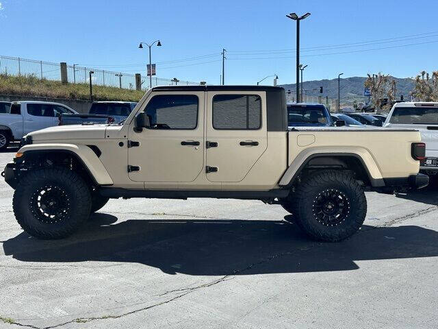 2020 Jeep Gladiator Overland