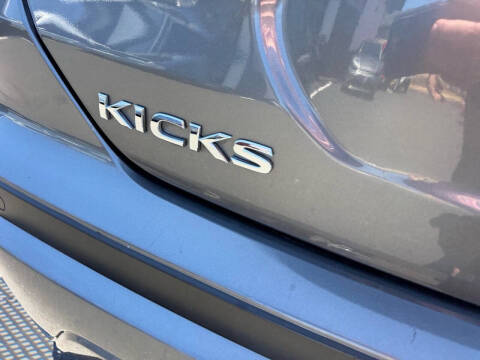 2021 Nissan Kicks S