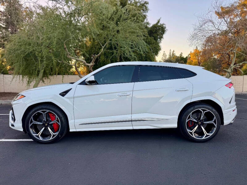 2019 Lamborghini Urus