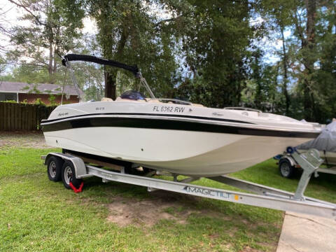 2019 HURRICANE SUNDECK