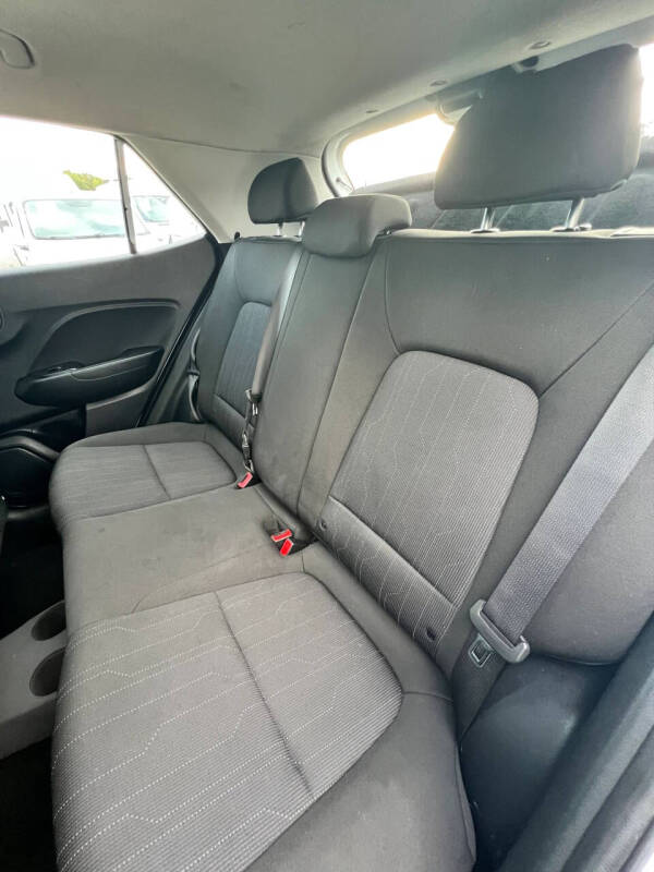 2022 Hyundai Venue SE