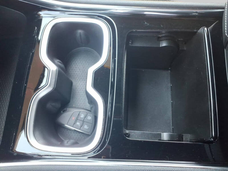 2024 Chevrolet Traverse LS