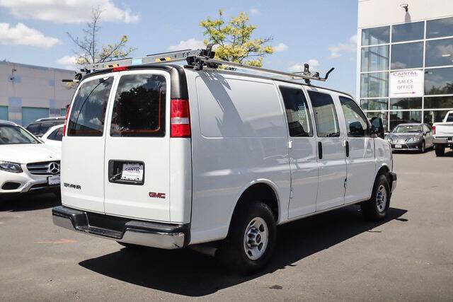 2022 GMC Savana 2500