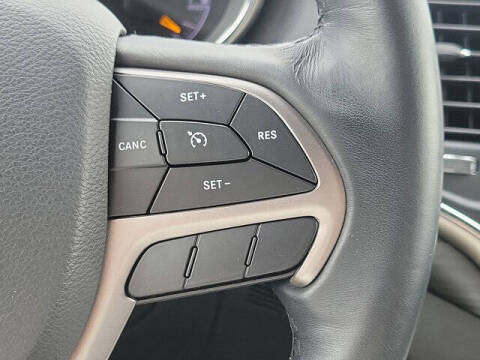 2019 Jeep Grand Cherokee Laredo