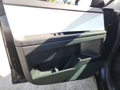 2024 Tesla Cybertruck