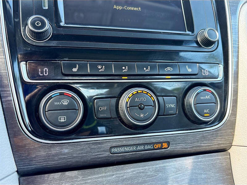 2018 Volkswagen Passat