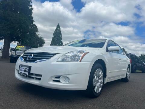 2012 Nissan Altima for sale at Pacific Auto LLC in Woodburn OR