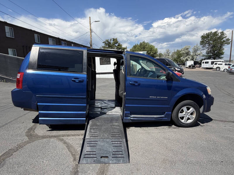 2010 Dodge Grand Caravan SE FWD's photo