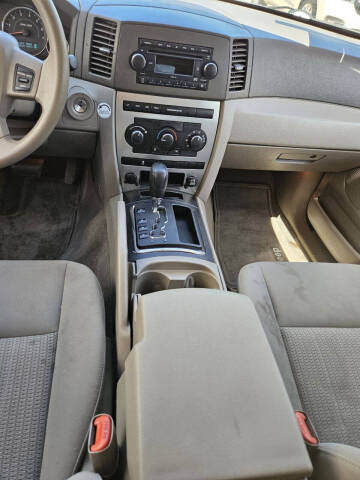 2007 Jeep Grand Cherokee Laredo
