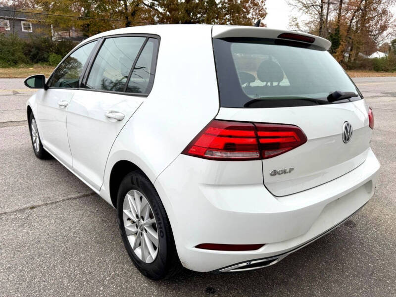 2018 Volkswagen Golf TSI S