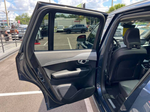 2023 Volvo XC90 B5 Core