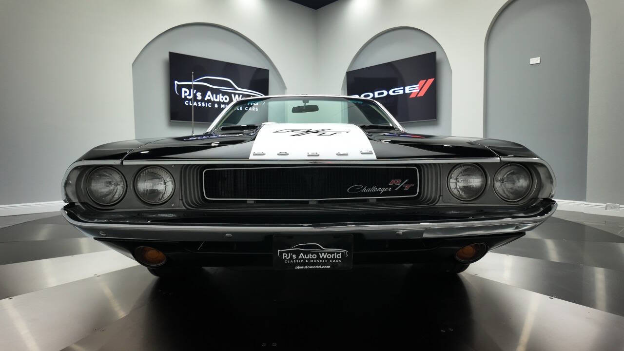 1970 Dodge Challenger 10