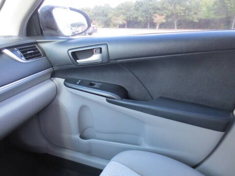 2012 Toyota Camry LE