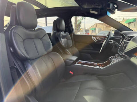 2017 Lincoln Continental Reserve