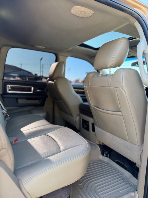 2011 RAM 1500 Laramie