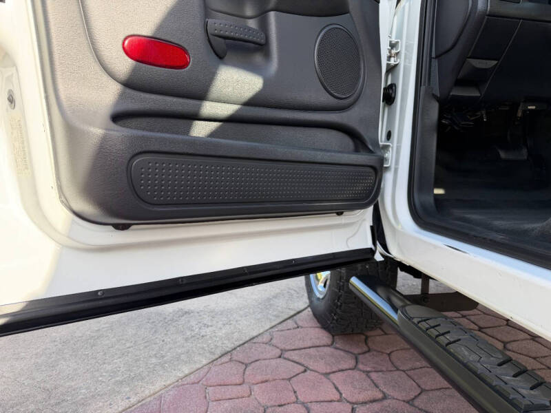 2005 Dodge Ram 2500 SLT