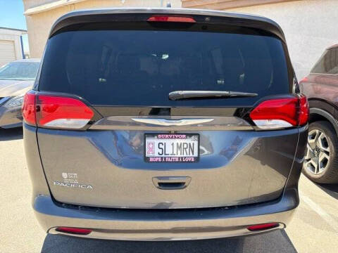 2017 Chrysler Pacifica Touring