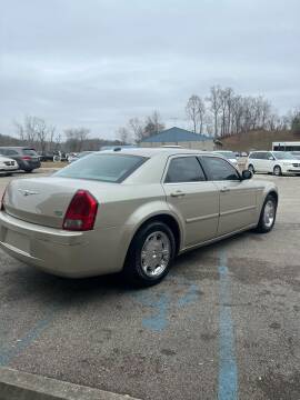 2006 Chrysler 300 for sale at Austin's Auto Sales in Grayson KY