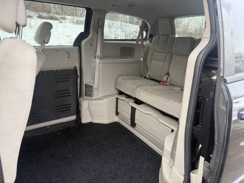 2016 Dodge Grand Caravan SXT Plus