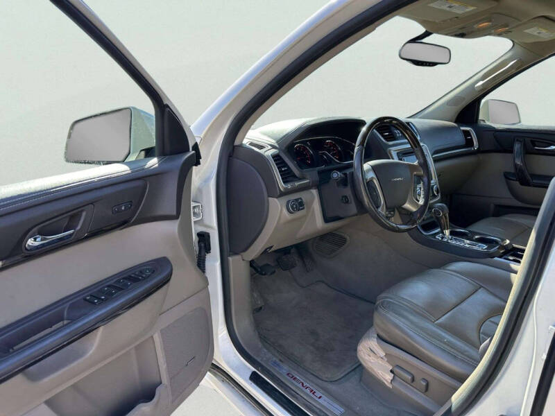 2013 GMC Acadia Denali