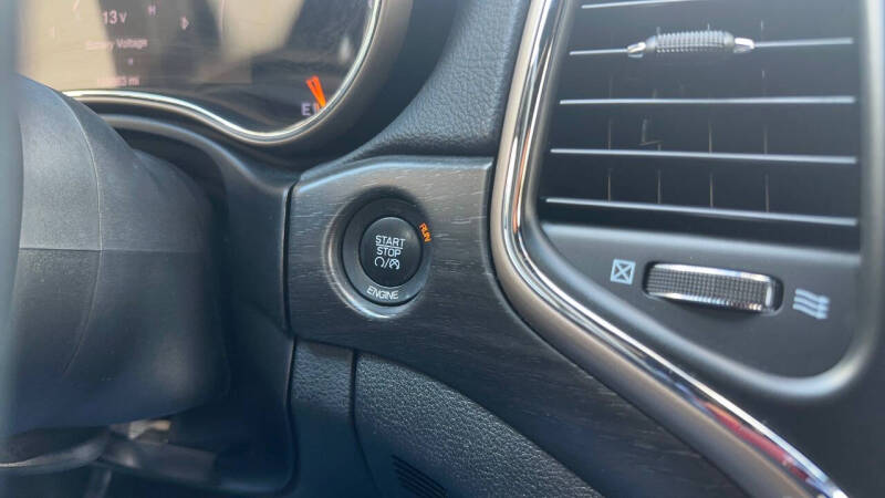 2015 Jeep Grand Cherokee Laredo