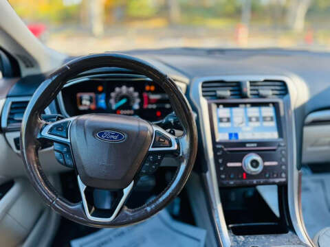 2017 Ford Fusion Platinum